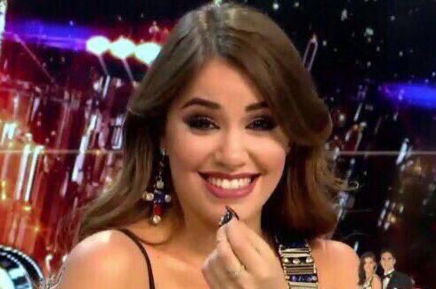 Amo a esos que te pone el clip de Lali  “voten bien, voten bien” y literal lo votaron a Sergio Massa en el 2023
