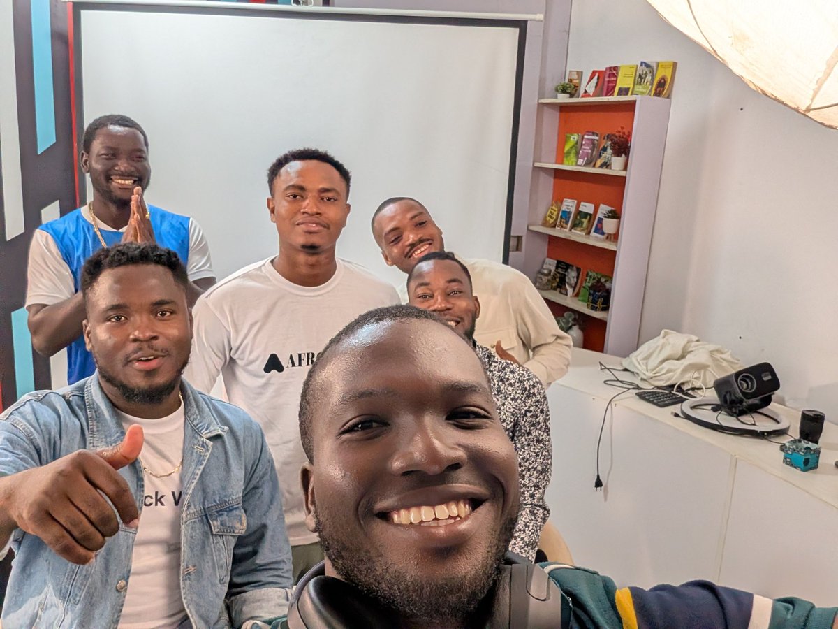 crypto_jesuss's tweet image. Toujours un plaisir de parler cryptomonaie &amp;amp; blockchain avec des passionnés.
#afroswap #rea #turboexchange