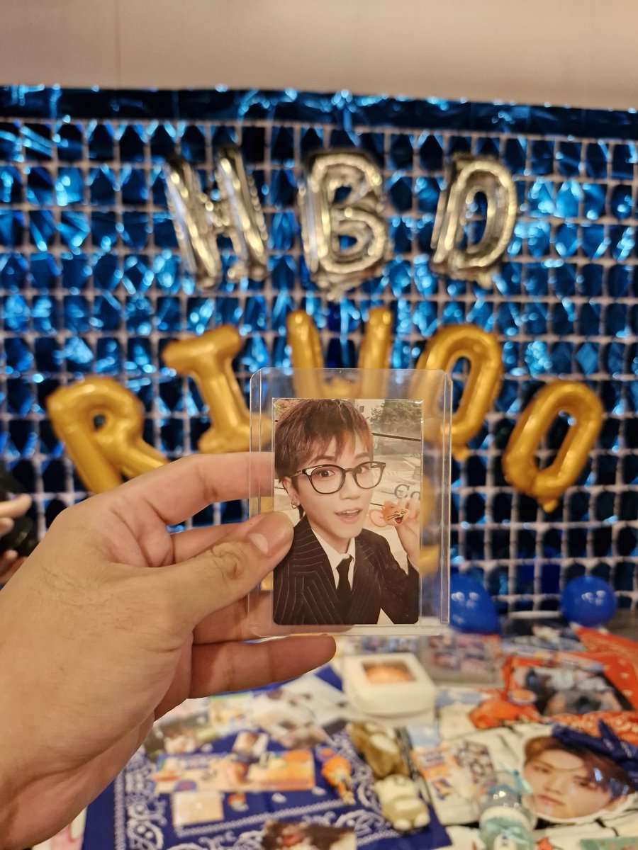 foRIWOOrtune cookie 🥠 tweet media