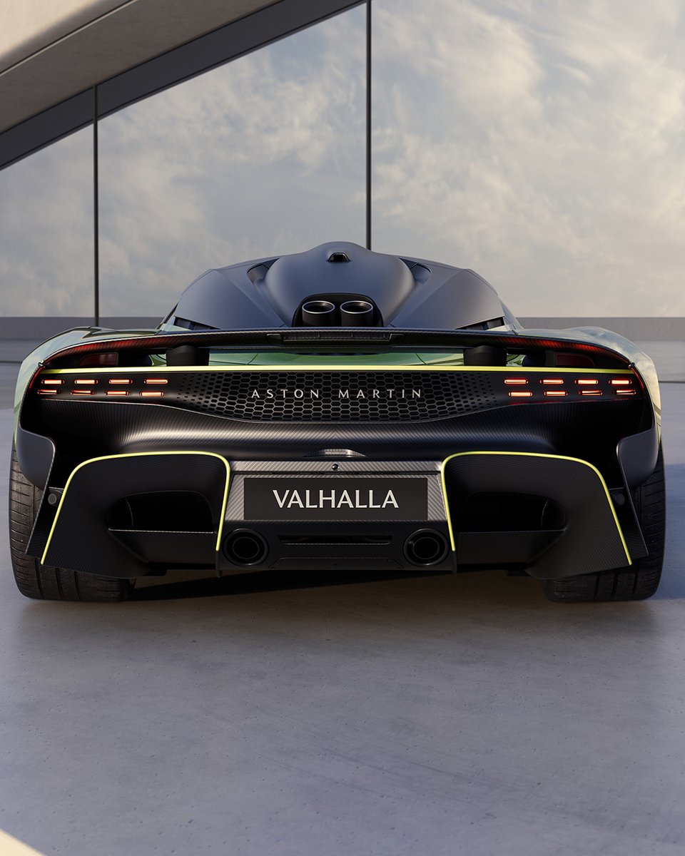 Formula 1® teknolojisinden doğdu. Yol için tasarlandı. Aston Martin Valhalla sadece bir süper otomobil değil, aynı zamanda bir niyet beyanıdır.

“AML” işaretli özel MICHELIN Pilot Sport S 5 lastikleriyle donatılmış Valhalla, her virajı güvene, her düzlükte amaca dönüştürür.