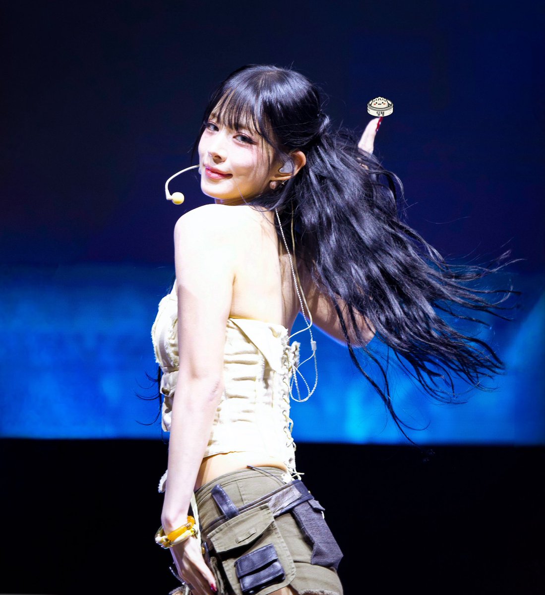 251024 

챙리자베스 등장
#Fromis_9 #이채영 #LEECHAEYOUNG
#프로미스나인 #NOW_TOMORROW