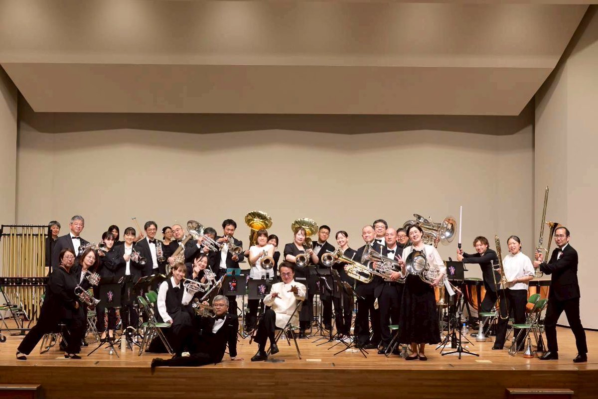 britishbrassq's tweet photo. ブリティッシュブラス九州
第4回定期演奏会
終演いたしました！！

沢山の人々に支えられていることを
実感した一日でした

御来場くださった皆様
応援くださった皆様
お力を貸してくださった皆様
ありがとうございましたー！！

#BBQのマザーテレサ
#こうもり
#スターウォーズ
#死ぬる覚悟で吹きたい https://t.co/fvCjO5R1wb