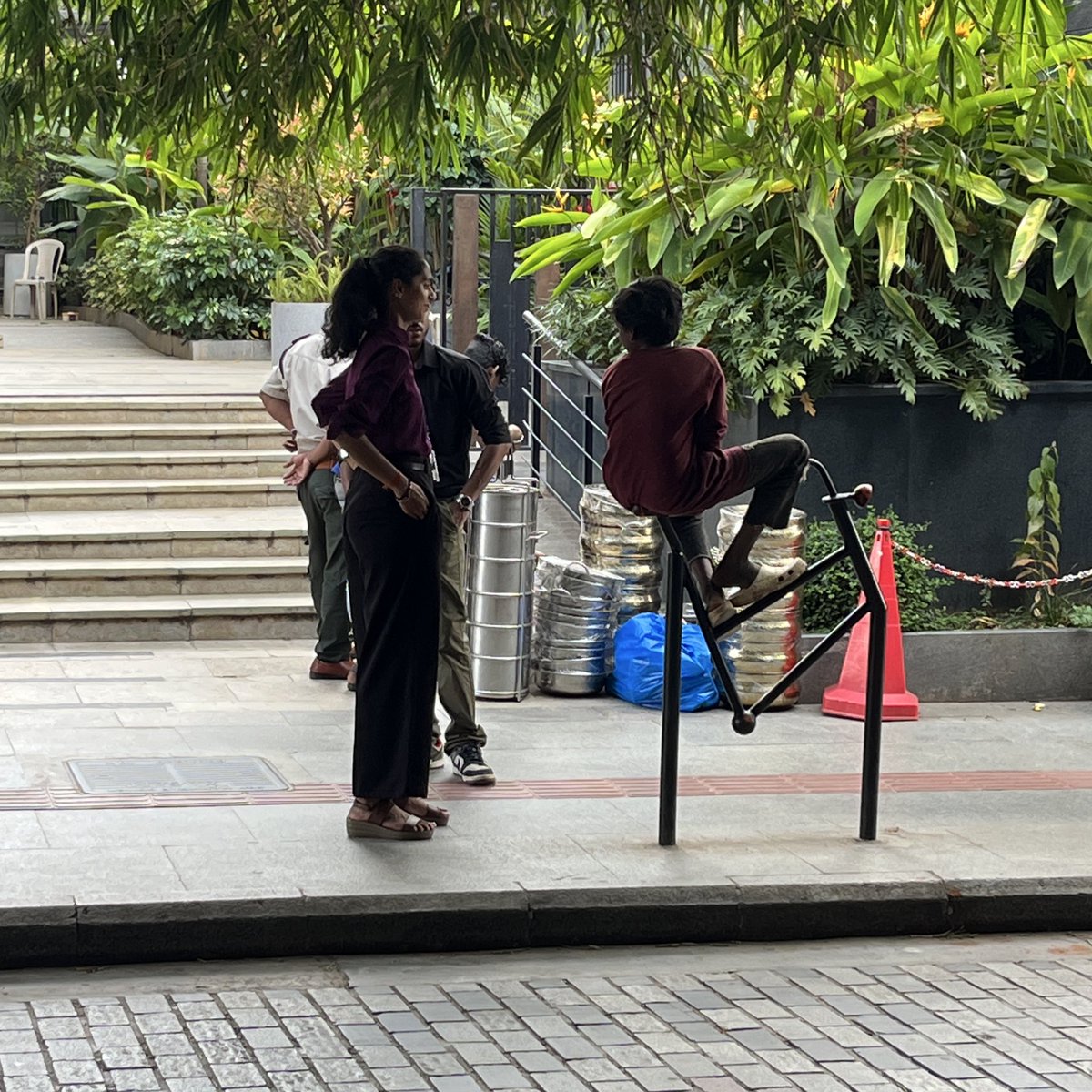 bengawalk's tweet image. The people yearn for a place to pause