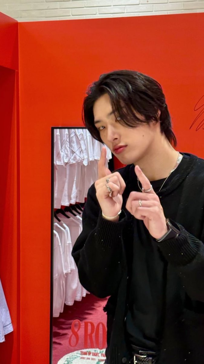 seungbodann's tweet photo. Поверьте. Она реально жива https://t.co/jVwcuqqCBw