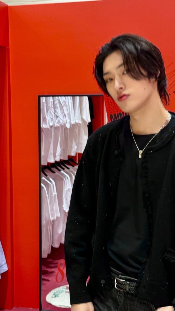 seungbodann's tweet photo. Поверьте. Она реально жива https://t.co/jVwcuqqCBw