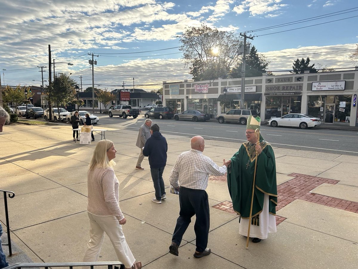 Diocese of Rockville Centre tweet media