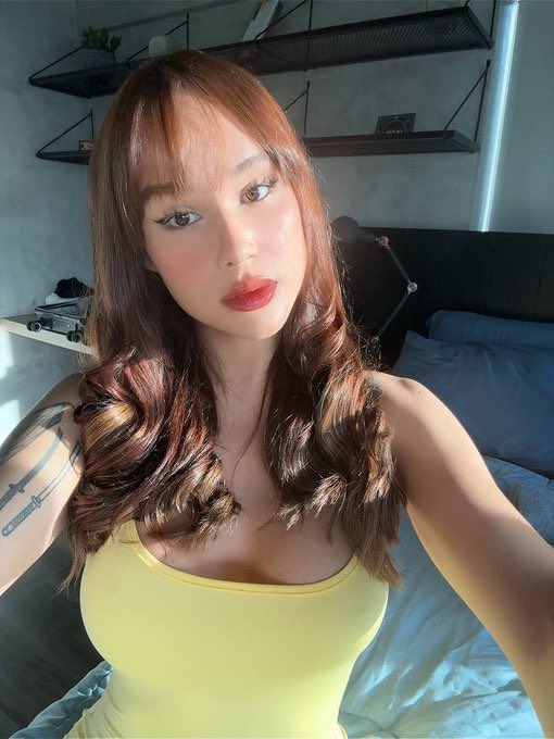 TS__ISABELLA tweet media