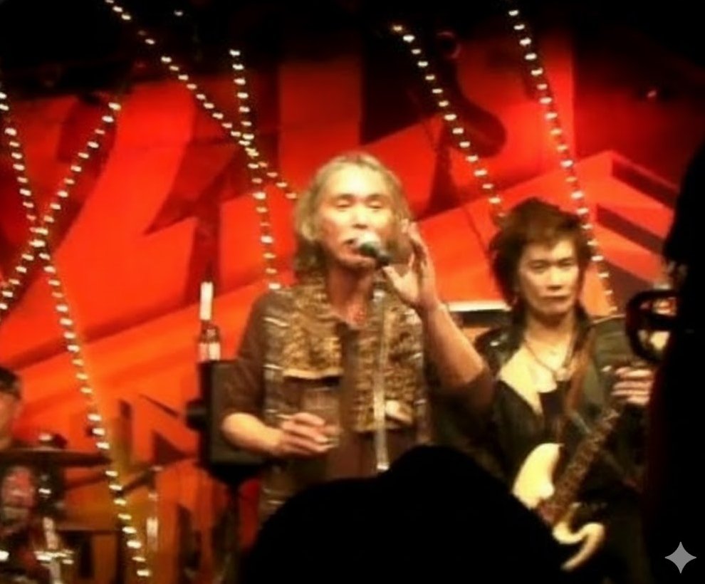 今日は桑名正博さんの命日でしたね。
僭越ながら
JOEALちゃんが大切にしていた画像を
上げさせて頂きますmm
#joealcohol 
#ジョーアルコール 
#THEHONGKONGKNIFE
#THEWONDERFULWORLD