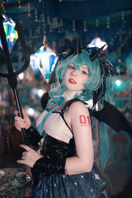 Twitterのコスプレ画像24