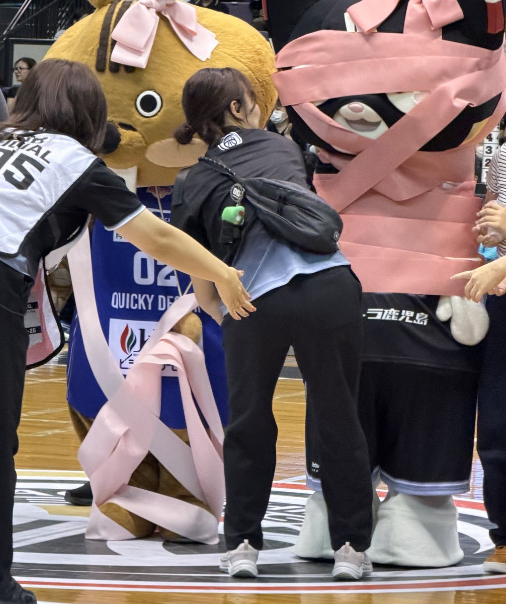 遠足お供出来て良かったです👍
れぶにゃんさんと良い思い出も出来ただろうし🤝

レブナイズブースターさんからの人気凄くて
ブランケット持ってる方もいたし😳

デチ友としてとても嬉しかったです🫶

無事青森に帰ってきてね👍