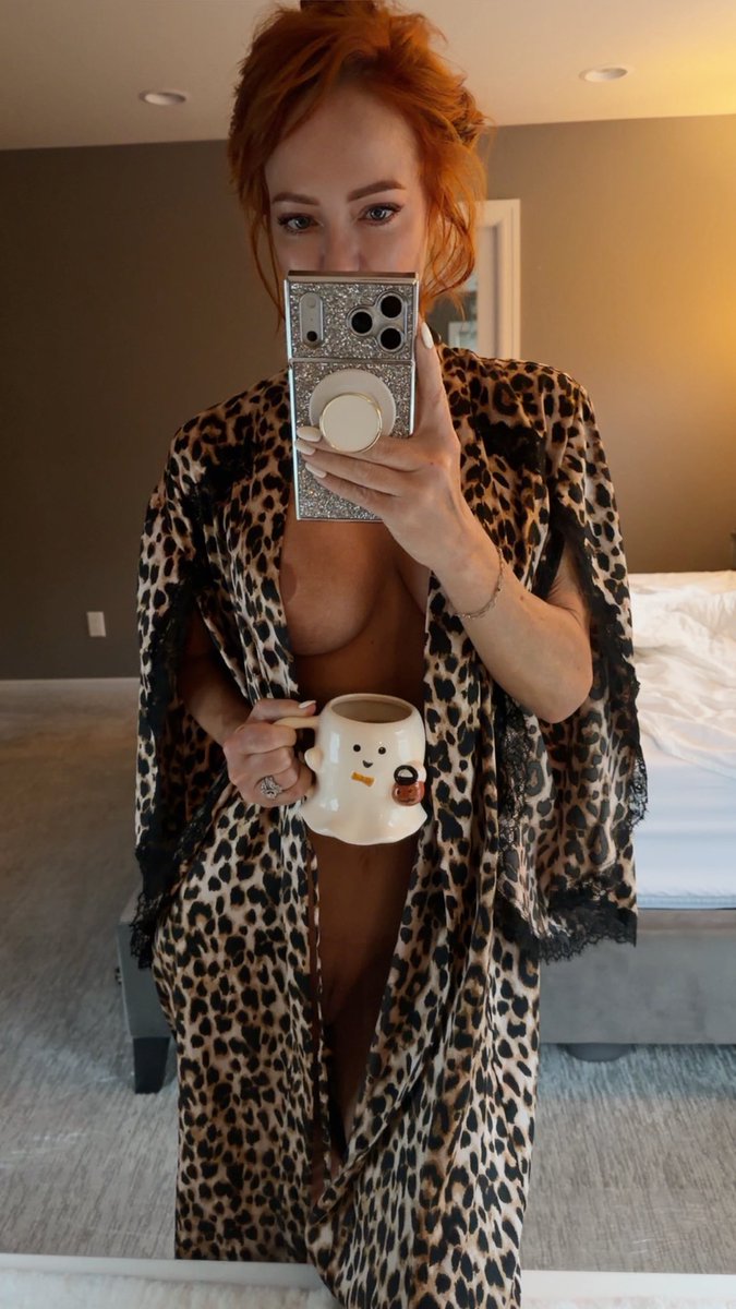 If this virus wants to stay, it better start paying rent…or at least spoon me. 
I guess being hot girl sick is the only way I’ll get a day to be lazy and do nothing.
Happy Sinful Sunday folks❣️