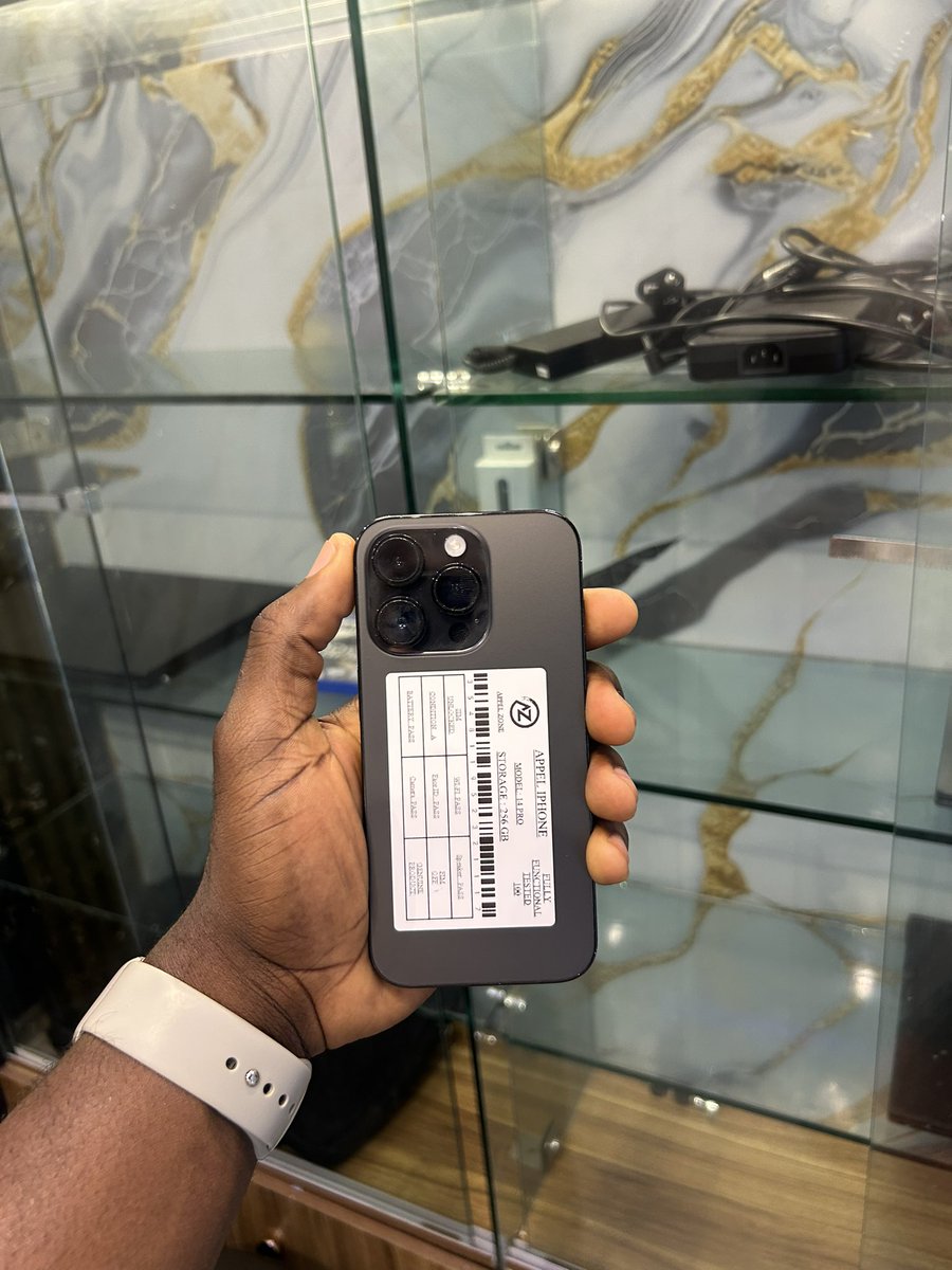 phonegadget_01's tweet image. iPhone 14 Pro – UK Used
⚡ 128GB | Super Clean | Face ID OK | Battery Health 🔋💯
💰 Best Price – DM now before it goes!
#iPhone14Pro #UKUsed