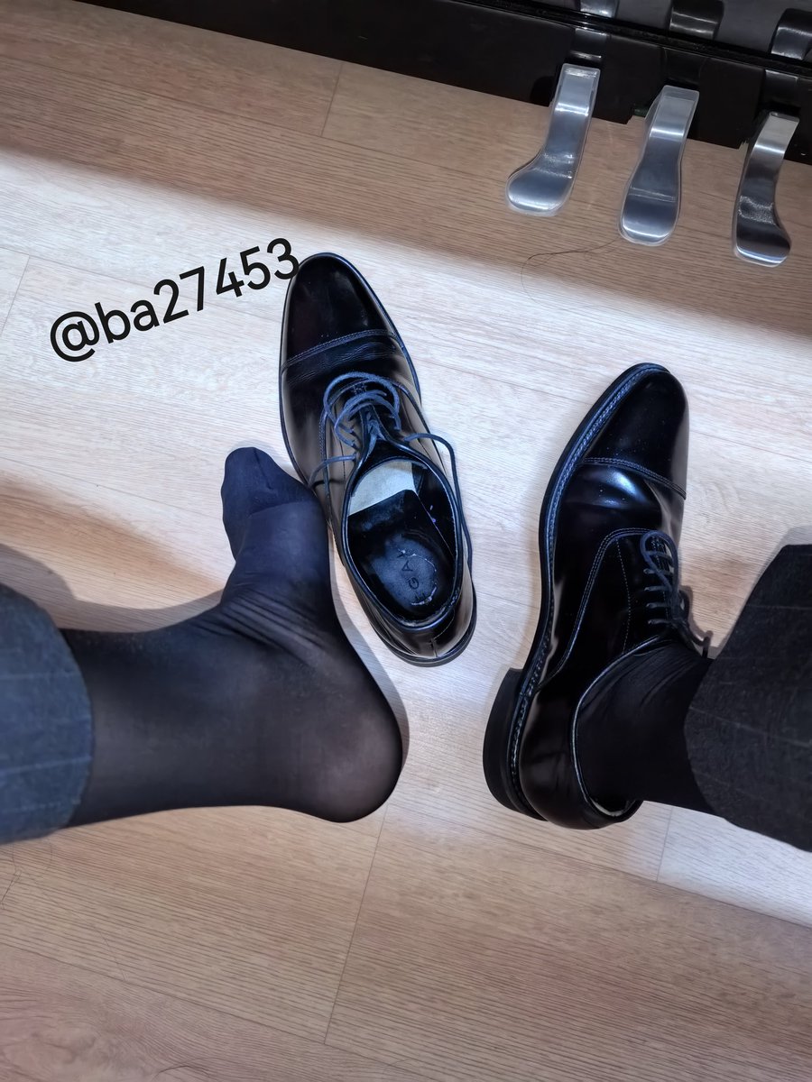 ba27453's tweet photo. 用精液奖励连穿四天排练+录制的t29b和citymonster https://t.co/fSOQsp7EOE