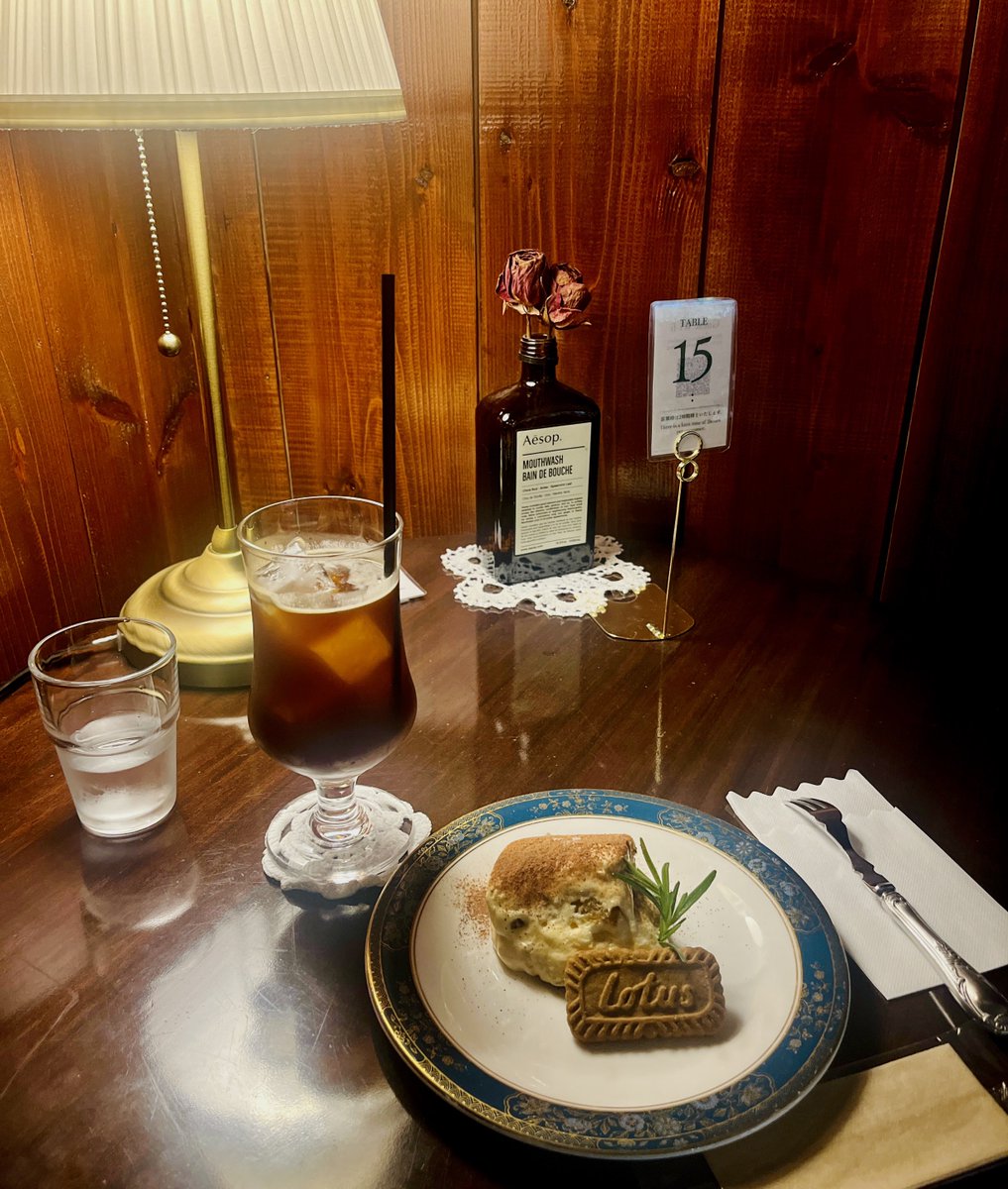 coffee_or_some's tweet photo. 生きてます。相変わらずコーヒーを飲んでいるけど追いつかん！全部うまい！おしゃん！うまい！

HOLY SHIT/cafe in the house/Okusawa factory/onibus coffee https://t.co/6K1o3V254K
