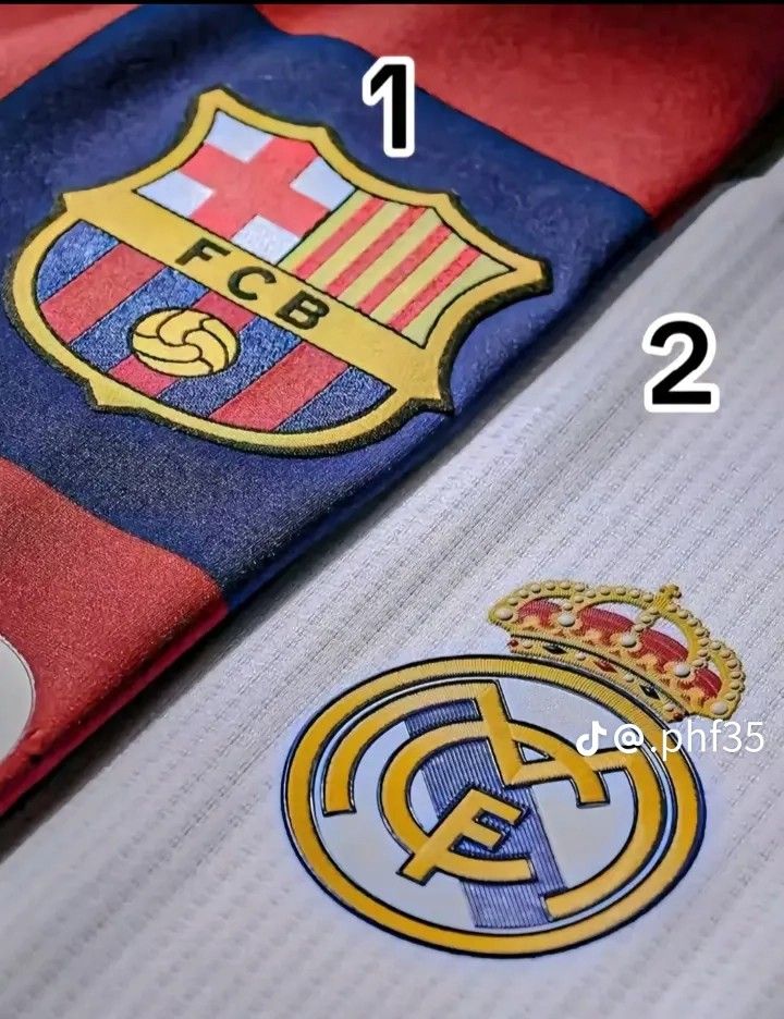 إذا تحب فريقك، إكتب… لكن اللي يقول "أحب الاثنين" هذا خائن 😏⚔️
#ريال_مدريد #برشلونة #الکلاسیکو