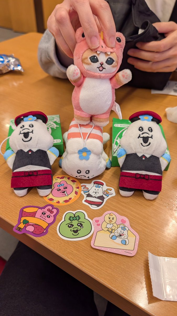 Babizonext's tweet photo. #スシローで見つけた 
可哀想にコラボ！
きみまろをお迎えできなくて残念🥲 https://t.co/lHSfqtyzSX