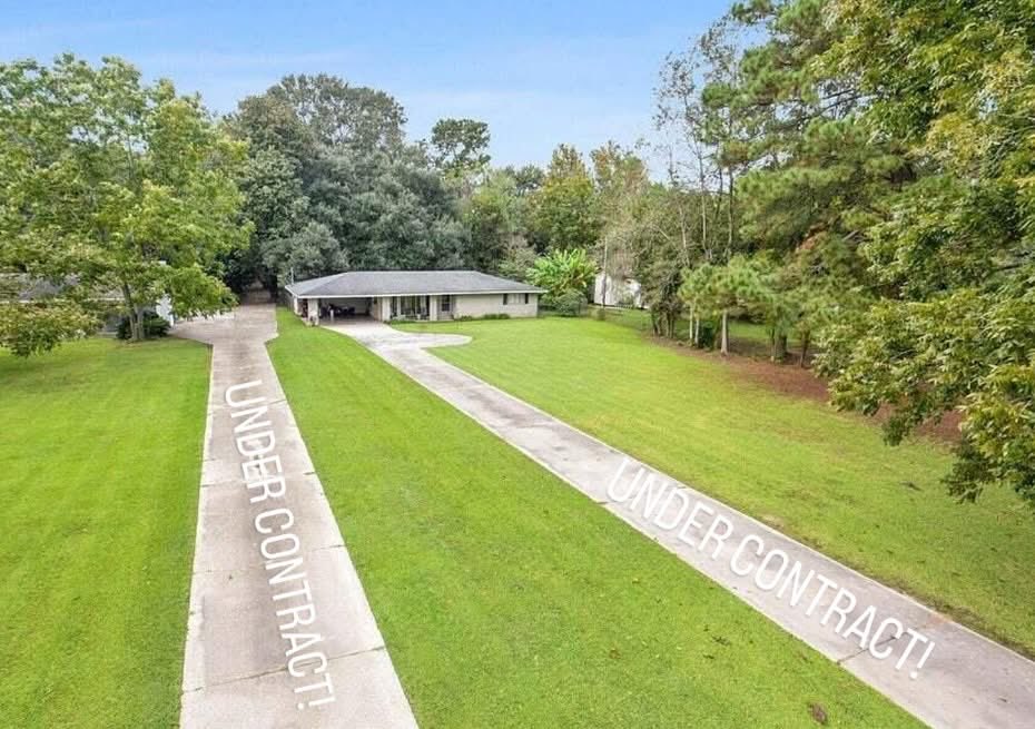 TylerAlbrecht10's tweet image. The only thing you should be afraid of this month is missing out. Homeownership builds wealth, comfort, and peace of mind. 20% down payment NOT required! So what’s scarier: a new home or staying stuck? #TalkToTyler