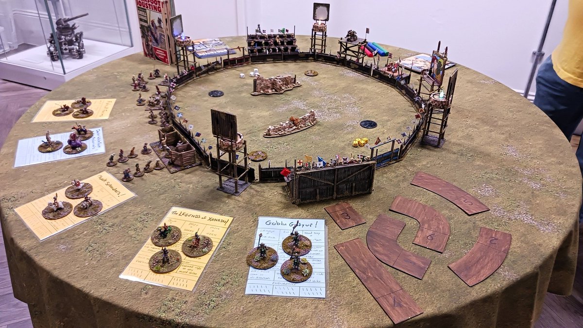 Debris of War tweet media