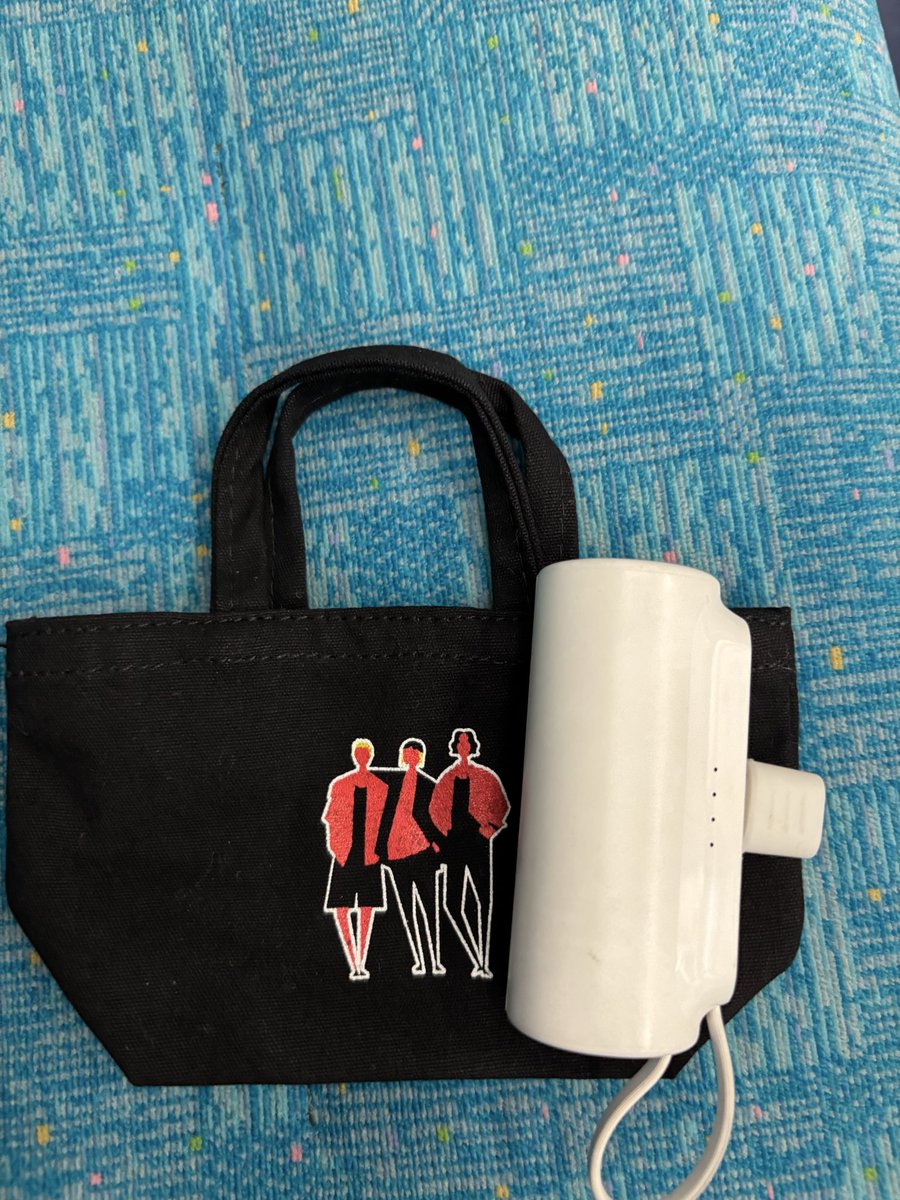 女性に大人気の薄型❣️バッテリー良好❣️Windows11でセキュリティ面