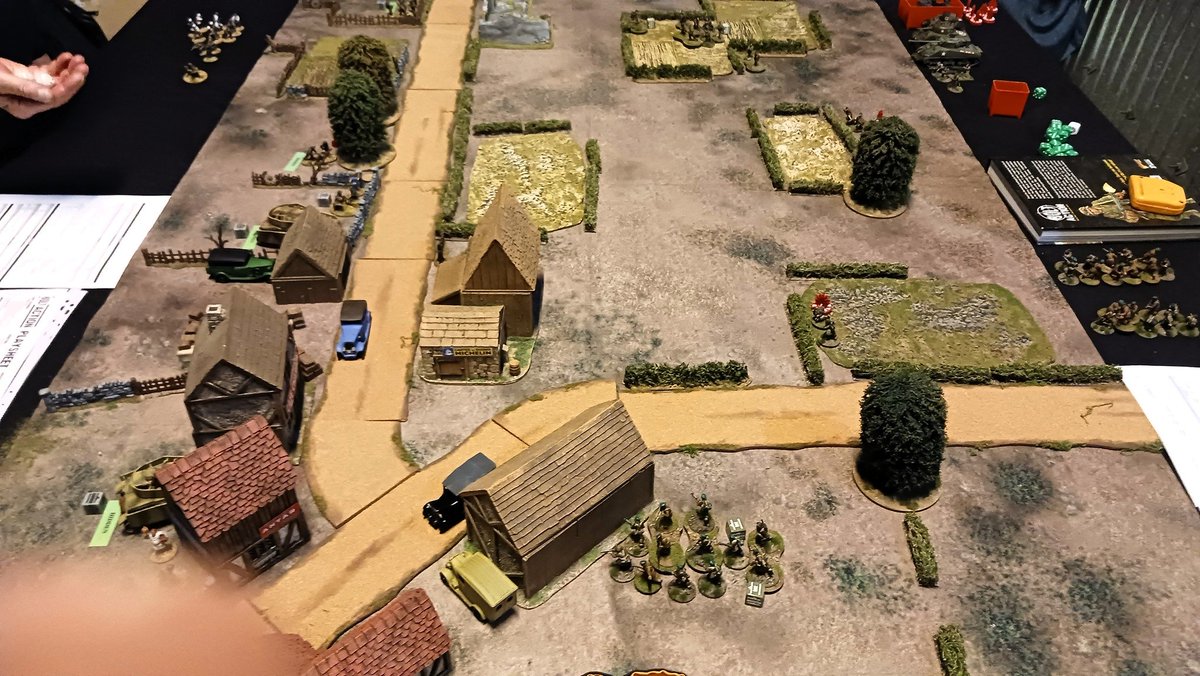 Debris of War tweet media