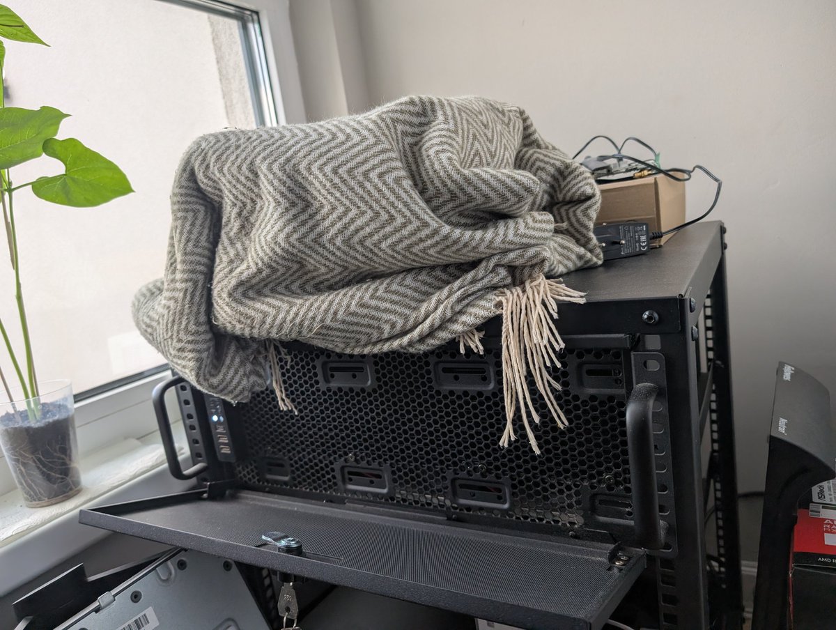 valic's tweet image. We should build bakeries inside data centers. 

Rising dough on my #homelab server in my office 😂😂

Wife: you said that there is enough heat coming outside of that
Me: Yes, why
Wife: I need this dough to rise fast

Reusing energy and breaking laws of thermodynamics 😂😂😂