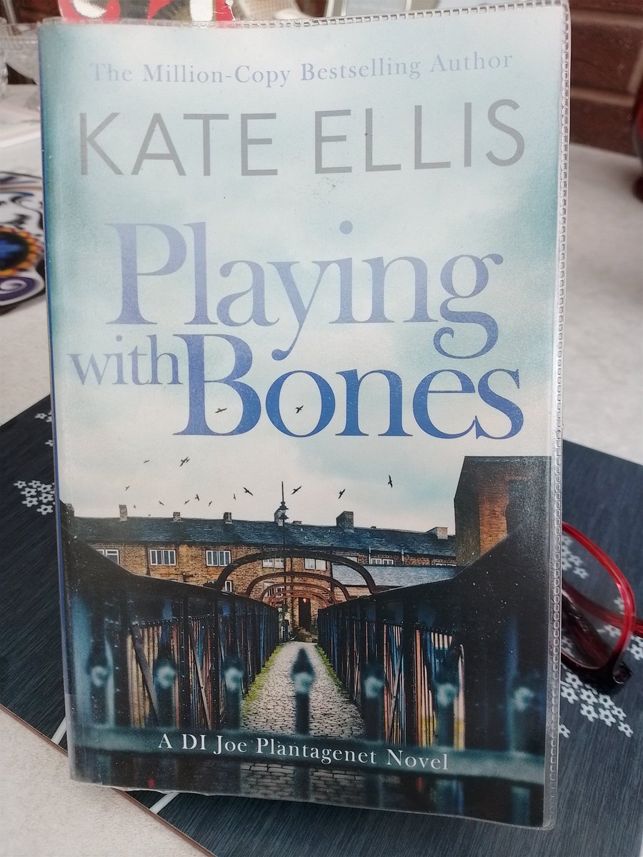 Picked up from my local library 📚 another gripping page turner from <a href="/kateellisauthor/">Kate Ellis</a> with spooky ghosts of children 👻 a definite read for Halloween 🎃 #JoePlantagenet is on top form again #thriller #detective #library #BookTwitter #readingcommunity