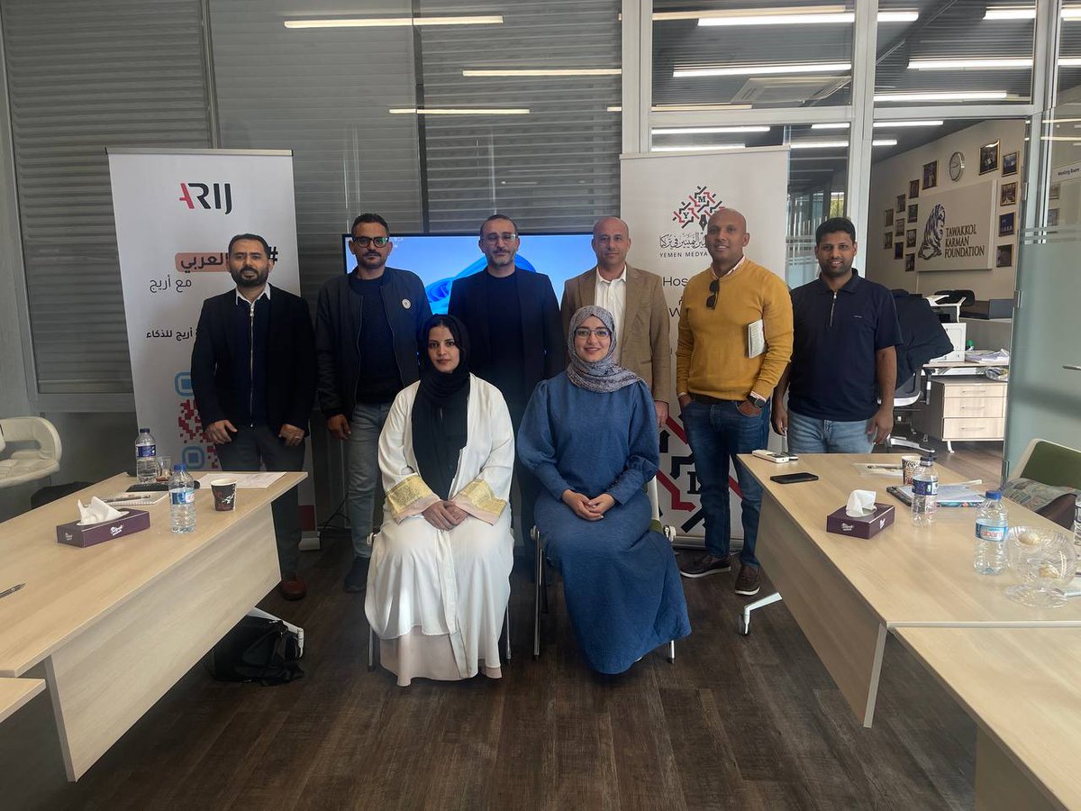 Ymytdorg's tweet photo. ضمن أنشطة نادي الإعلاميين اليمنيين في إسطنبول اليوم تقديم دورة بالتنسيق مع شبكة أريج ومبادرة أخبار جوجل حول استخدام أدوات الذكاء الاصطناعي في العمل الصحفي والإعلامي
#AI_بالعربي https://t.co/uZiSkjLrEN