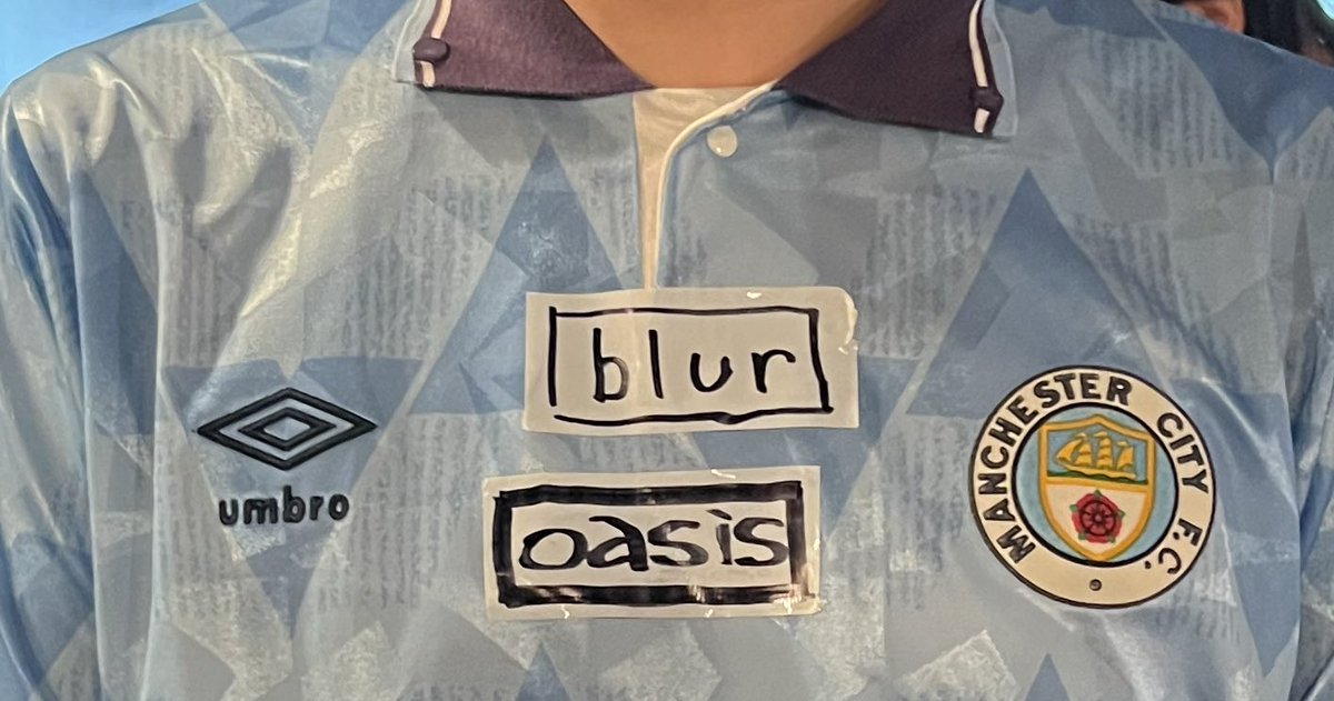 1975_GARNET_pla's tweet photo. みんなマジおもろい
#oasislive25 
#oasis https://t.co/XnjKl51BQO