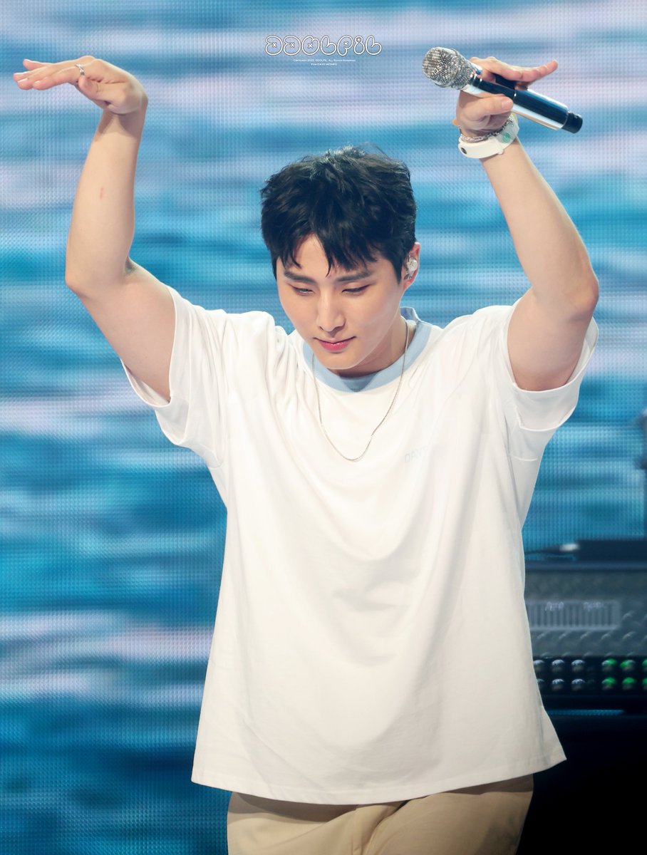 ddolpil's tweet photo. 250718 데이식스 4th 팬미팅
아
제발 웃기게 ㄴ
#영케이 #Youngk #DAY6 #pier10 https://t.co/UUsdZ8TbzI