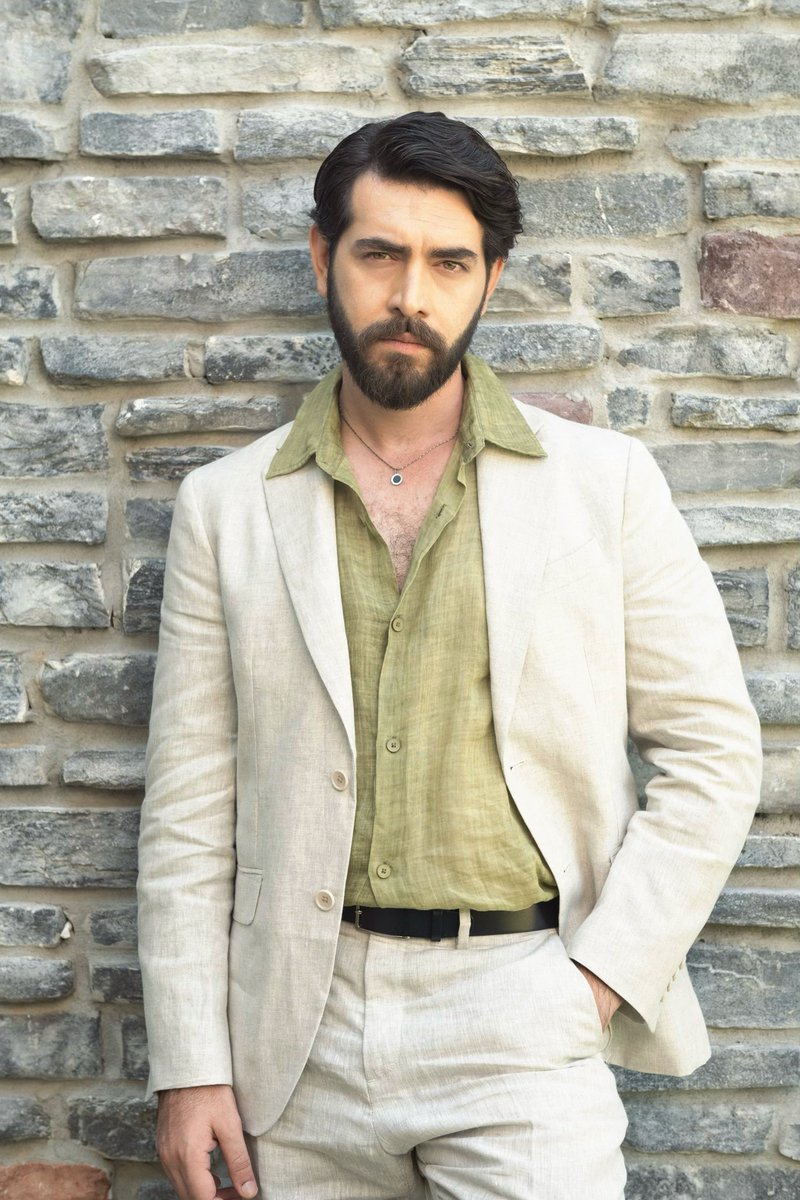 Baba olma sevincini, önce siz sevenlerimle paylaştım. Şimdi otizmli çocuklara umutla paylaşıyorum. 

(Bağış Linki) : l24.im/UsYJizo

Bizlere hediye göndermek yerine bu güzel yolculuğu kutlamak için TODEV’e bağışta bulunabilirsiniz, bir babalık hikayesini bin çocuğun