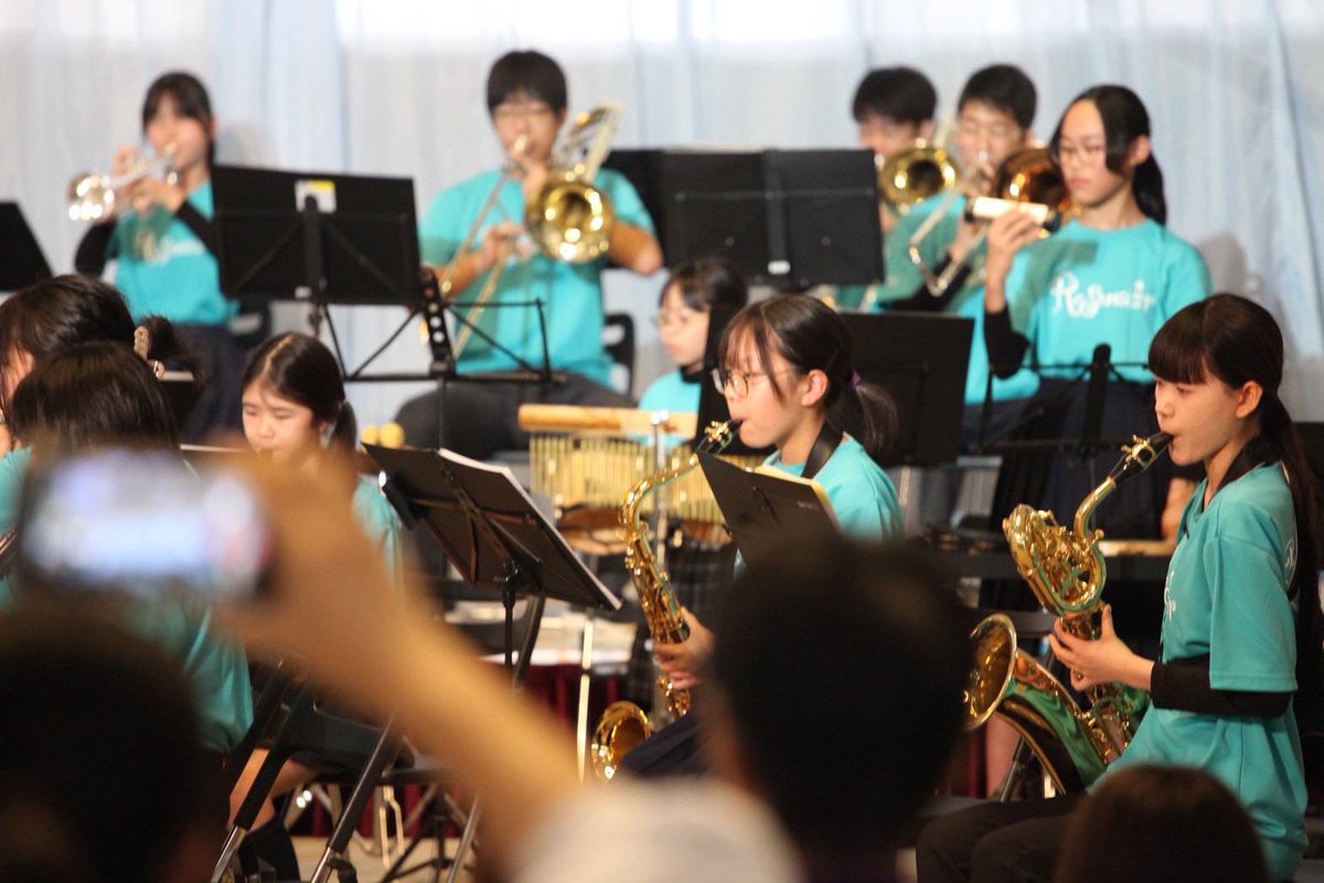 今日は普段お世話になっています、広見地区センターの「ひろみふれあいまつり」で演奏させて頂きました🎶

たくさんの方に聴いてもらえてとても嬉しかったです！！　

次は3月29日にある定期演奏会に向けて、もっともっと頑張ります💪
