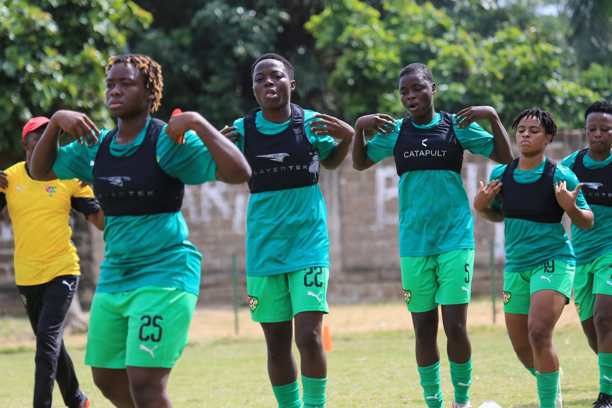 FtfTogolaise's tweet photo. 🇹🇬🦅 Les Éperviers Dames poursuivent leur préparation !

En vue du match retour face au Burkina Faso, les Éperviers Dames poursuivent leur mise au point sous la direction de Kaï Tomety.
📸 1/2 https://t.co/9giSh1GyxA