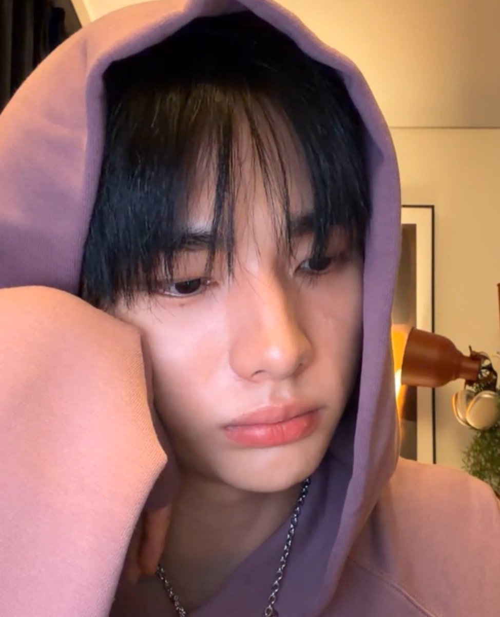 황현진을 보고 느껴지지 않는 여자들 부럽다 저는 너무 느껴져요 너무 사귀고싶어요…..