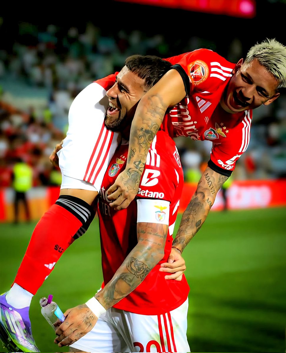 Gianluca Prestianni ❤️🤍🦅

The future of Benfica is in safe hands