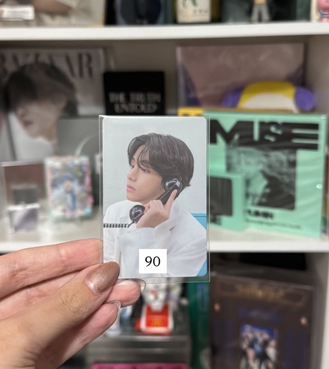 💌 VENDO/VENDA 💌
VARIADOS BTS 
ENVIO POR MINI ENVIOS OU CARTA REGISTRADA 
POSSO ENVIAR MAIS FOTOS E VIDEOS NA DM

*Yoongi DDAY calendar avariado (mando mais vídeos na dm)