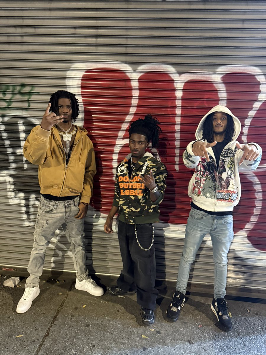 percosetsonme's tweet photo. 4eva rocking with da bros❤️‍🔥 https://t.co/5ulOmUNRbA