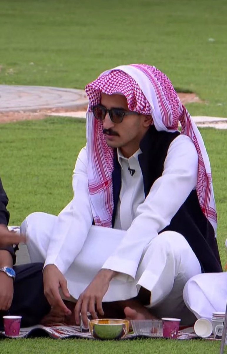 #كاريزما87

كيف تتأكدون ان هذا مو سعد هذا قرين سلطان شوفوه صاحي العصر