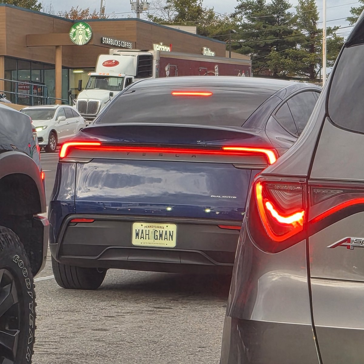 <a href="/TCG_Aneil/">Aneil</a> didnt know you had a whip in philly