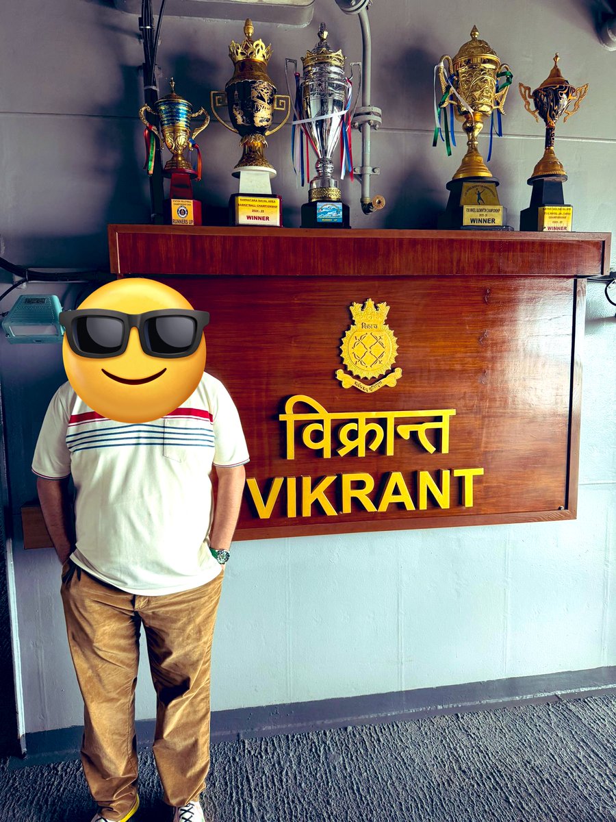 mountain_rats's tweet image. 'Proud as a peacock '! I fully comprehend what Modiji meant when he addressed the crew and said 'the nation sleeps peacefully cause of you'. Mighty Vikrant and her mightier Crew, we salute thee.

#INSVIKRANT