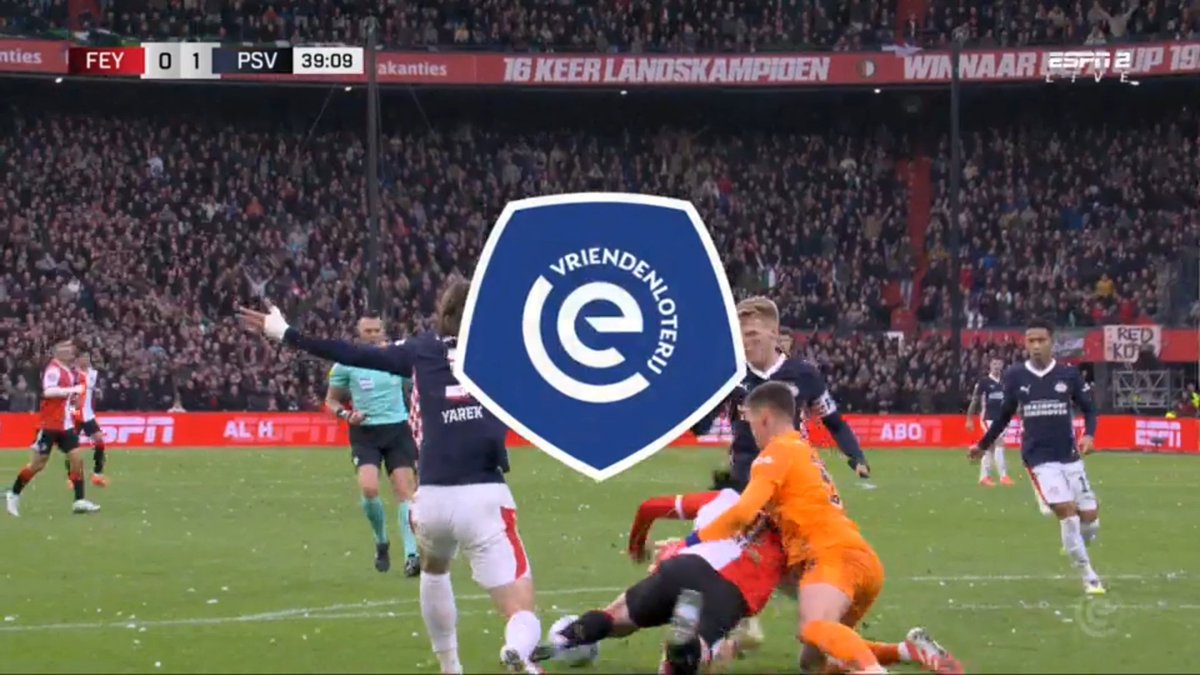 IgnacioOstertag's tweet image. Nunca hay penalty para Feyenoord, no importa cuando leas esto.

#feypsv