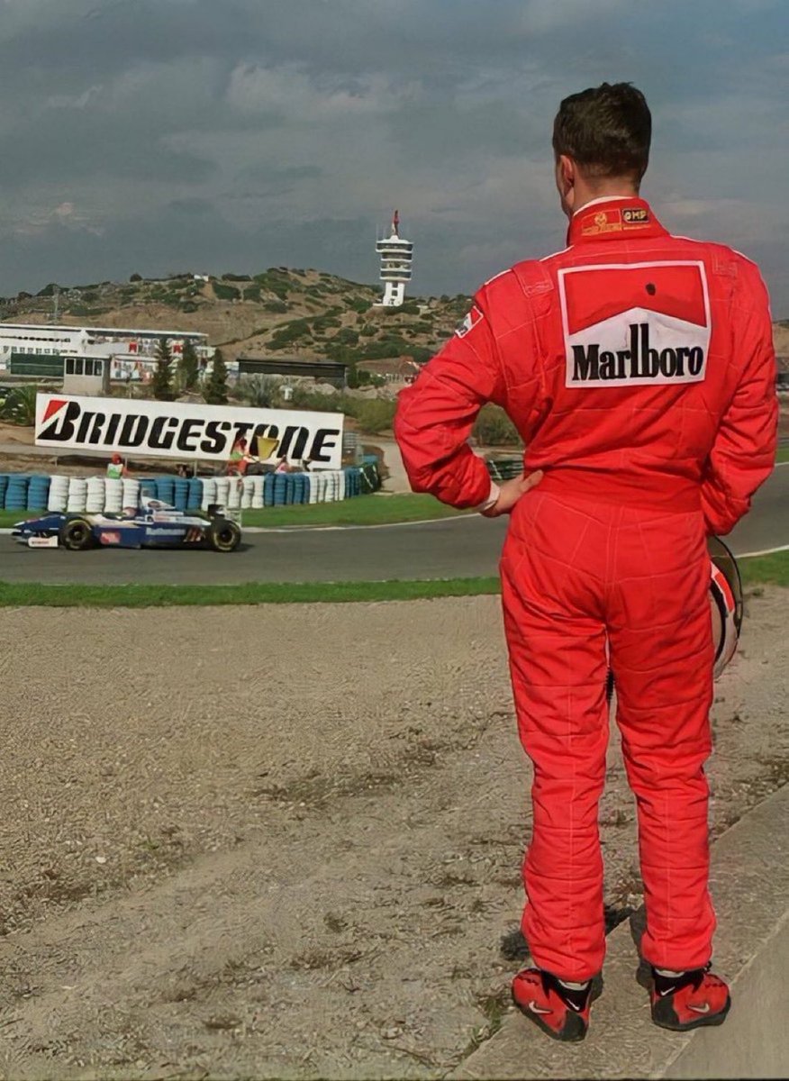 “After the events in Jerez in 1997, we went to Norway with the whole family and friends on vacation. We were more than 30 people. We stayed there for 6 weeks. We hardly ever talked about Formula 1. We relaxed and he continued his training.” Corinna

#KeepFightingMichael