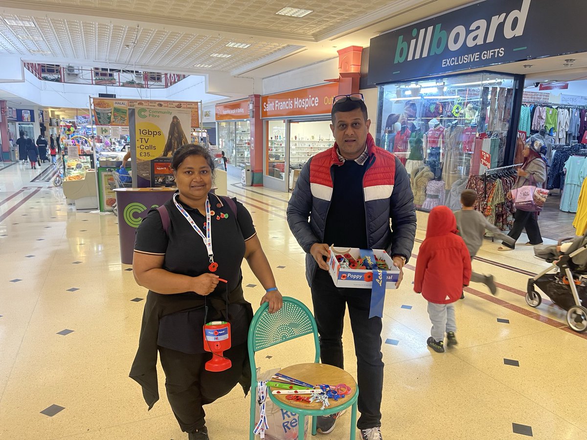 Proud to support the #PoppyAppeal in Barking , remembering and honouring all who served.  #LestWeForget #Barking