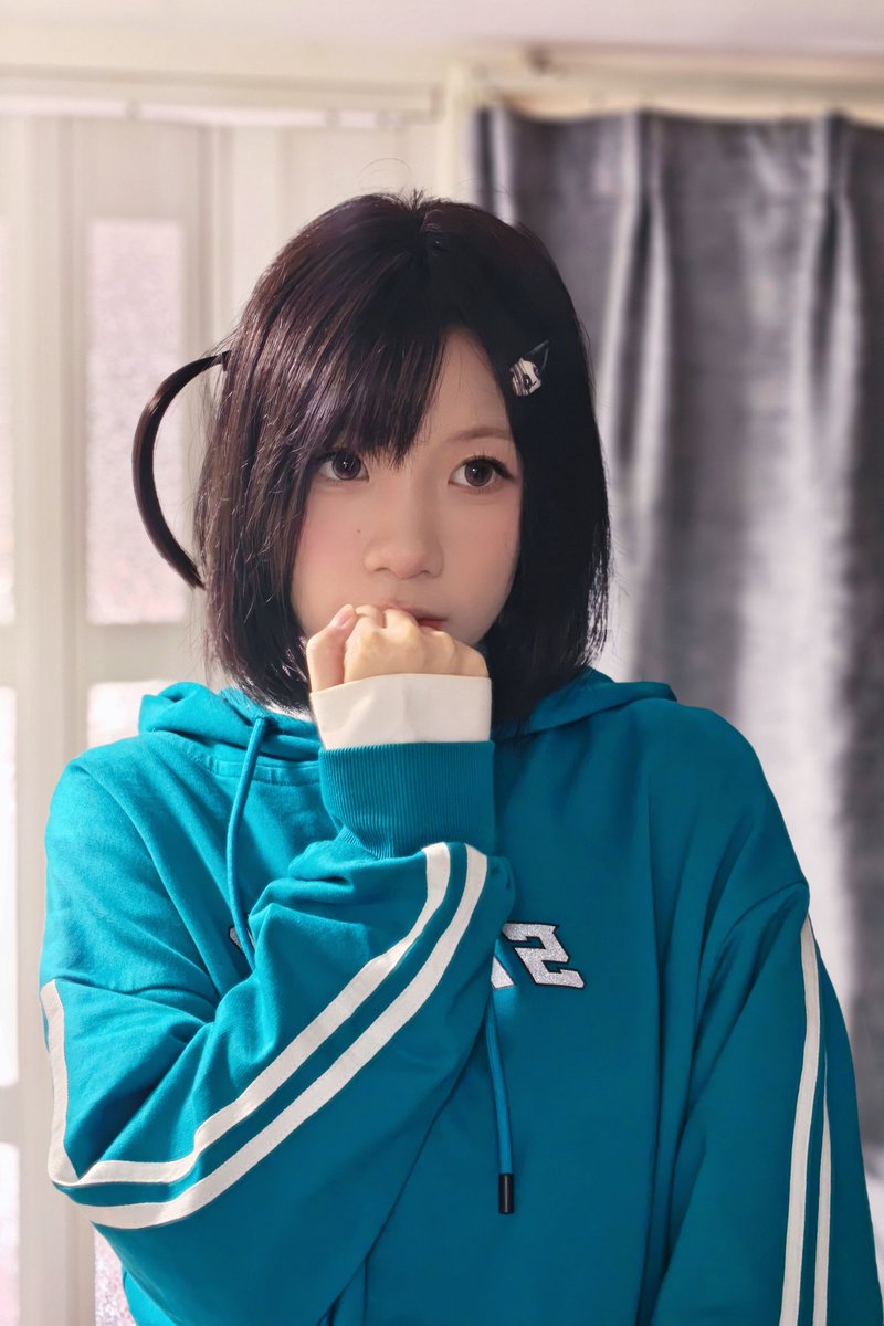 MagicMiluo's tweet photo. 是的 我在家研究如何拍照（攒了一大堆照片） https://t.co/5aRYLcFzPN