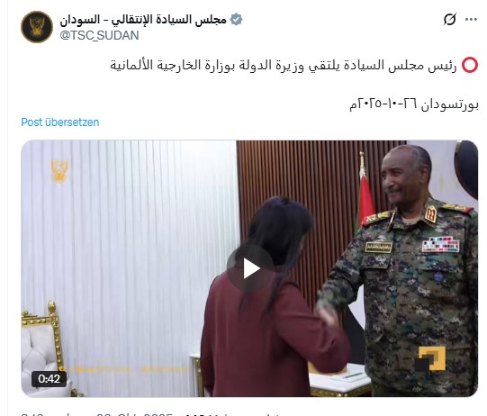 الواحد ماسك لسانه بي العافية والله