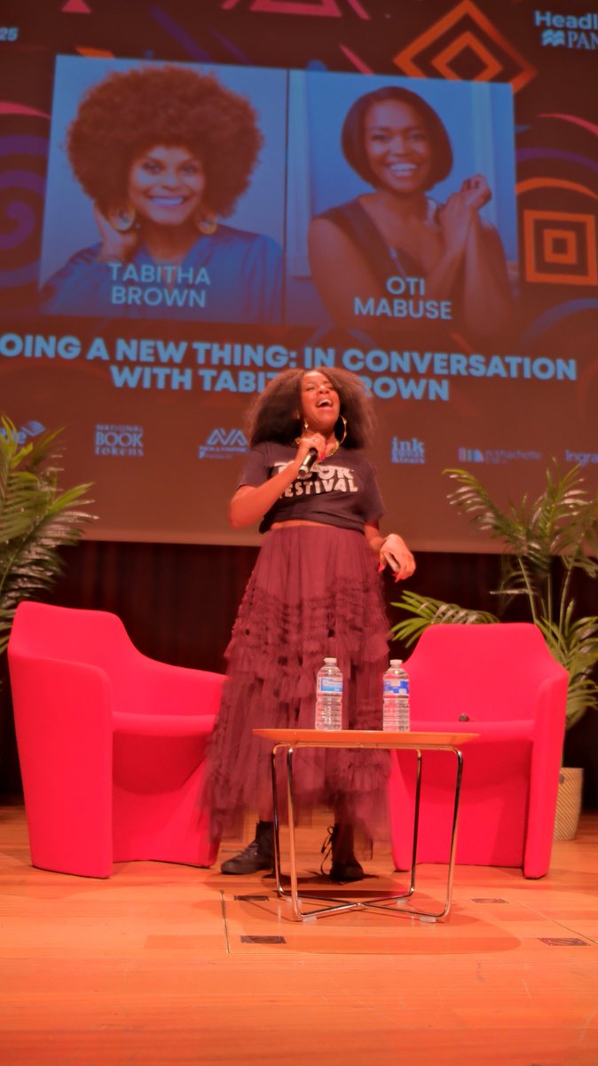 TheSelinaBrown's tweet photo. Thank you for showing up, for believing, and for proving that our voices, and our dreams matter. Always. 🙏🏾🖤 #BlackBritishBookFestival #BlackExcellence #LegacyInTheMaking #FounderEnergy #PurposeWork #FaithAndFavour #FromVisionToLegacy #CommunityOverEverything #WorkingMumEnergy https://t.co/f76yB6BFgX