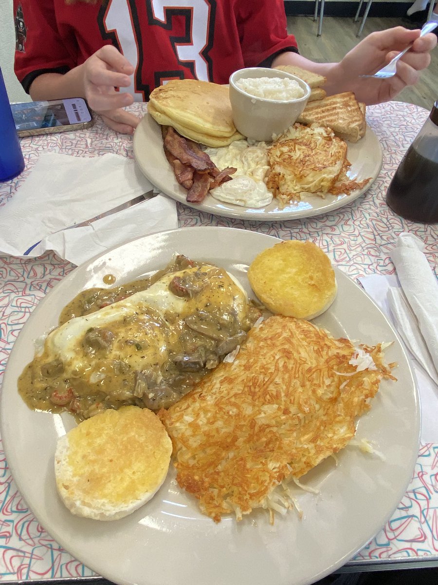 NOLA got damn you have some good ass food. #WeAreTheKrewe #Dotsdiner