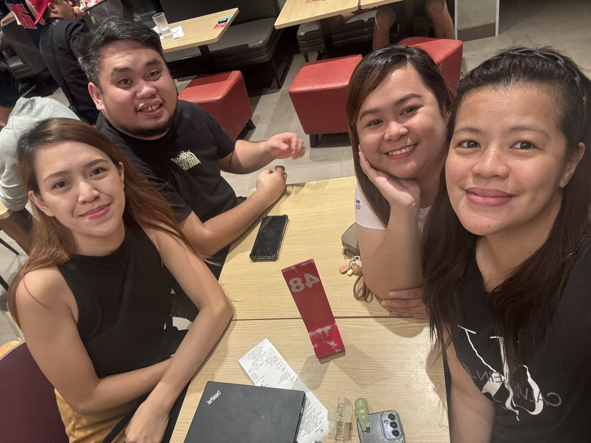 prettimang's tweet image. Habol mini date before the week ends. Another core ganap to add in our friendship memory lane. Hahaha it was a fun and nerve wrecking find my phone action. 😂