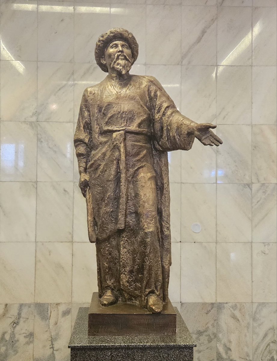 ...
🌿 
Var Olmak Yeterli ...
Bişkek’in son saatlerinde sessizliğe sığındım.
Bazen kelimeler susar, sessizlik konuşur.
Bazen anlatmaya gerek kalmaz ...
Var olmak yeter ...
Gerçek, sessizliğin içinde bile hissedilir.
Ve bazen … Sadece var olmak yeterli ...

#Bişkek #Hayat