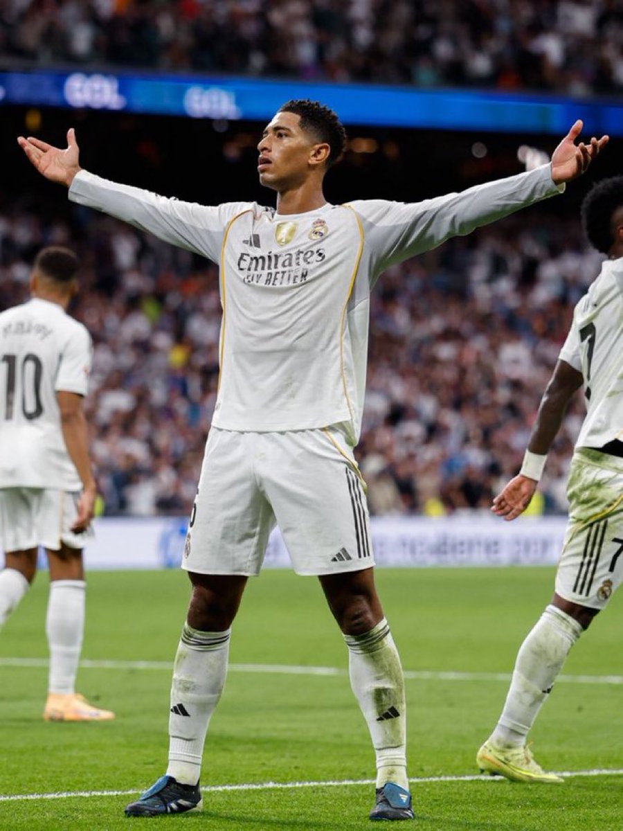 POUR FÊTER LA VICTOIRE AU CLASICO ET LA PREMIÈRE PLACE DU CLASSEMENT 

JE FOLLOW BACK TOUT LES MADRILÈNES 🤍