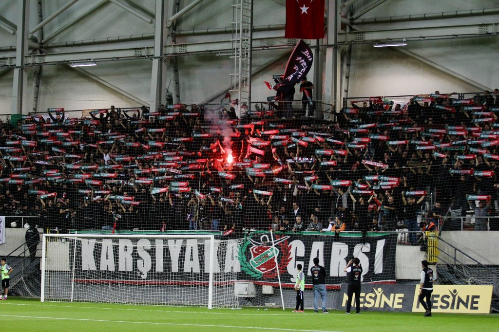 Büyük Karşıyaka Taraftarı Alsancak’ta! 💚❤️